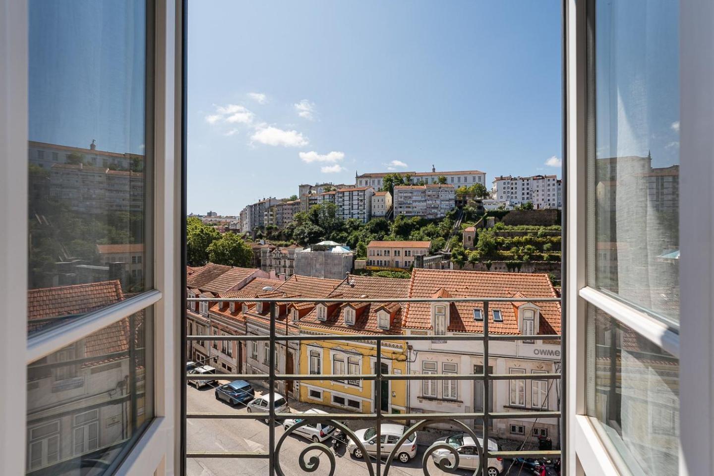 Guestready - Zaza Guest House Коимбра Экстерьер фото